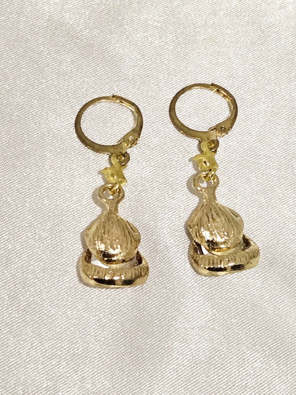 Gold-Plated Teardrop Earrings with Pink Crystal Accents - Picture 3 of 3